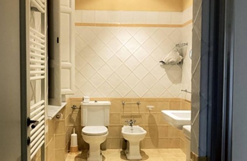 Lucca Historical Center Bed & Breakfast | Villa Agnese Bed and Breakfast
