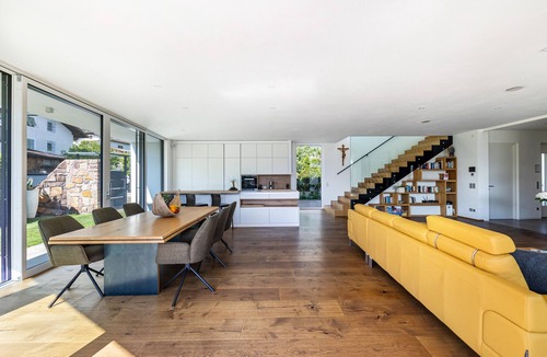St. Pauls Villa | Villa 'Aich' with Mountain View, Private Pool and Sauna