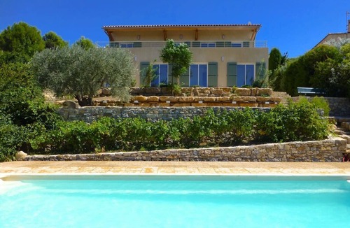 Le Castellet Villa | Villa aircon, pool heated, paradis for children, pinball, baby-foot, WIFI free