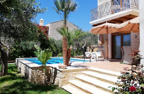 Stavromenos Villa | Villa Alea, Luxury stone villa with private pool and delicate decoration.