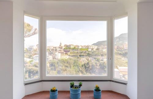 Seiano Villa | Villa Alexandra