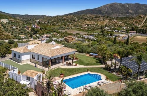 Mijas Villa | Villa Algazara by Villa Plus