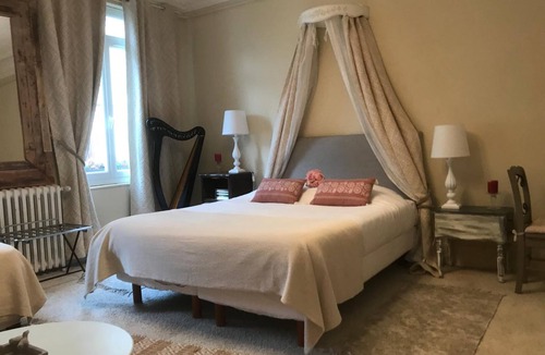 Les Andelys Bed & Breakfast | Villa Aliénor