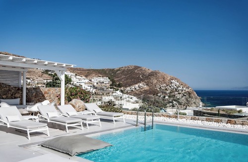 Elia Villa | Villa Alice