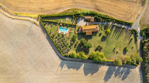 Rosignano Marittimo Villa | VILLA ALLODOLA 12, Emma Villas