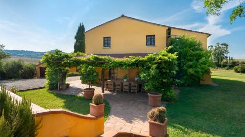 Rosignano Marittimo Villa | VILLA ALLODOLA 12, Emma Villas