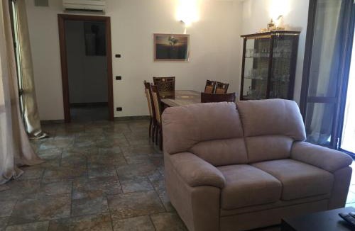Ronago House | Villa Althea