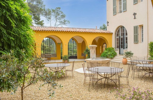 Saint-Raphael Villa | Villa Amalie - Fifteen Bedroom Villa, Sleeps 32