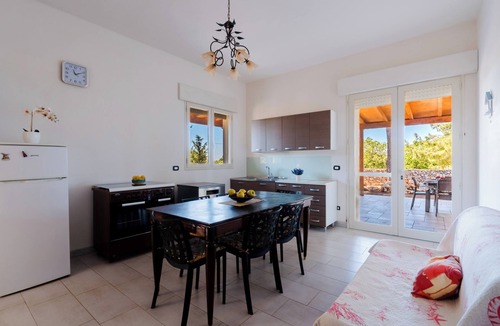 Boncore House | Villa Amelia by BarbarHouse