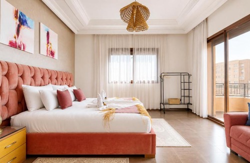 Menara House | Villa Amroth