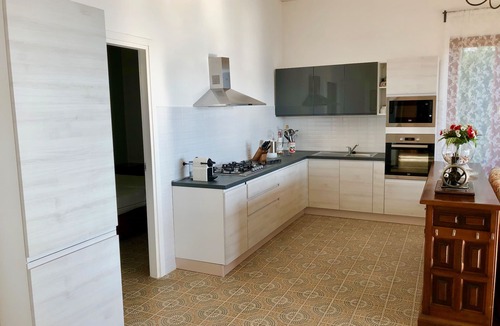 Predore House | Villa Anastasye