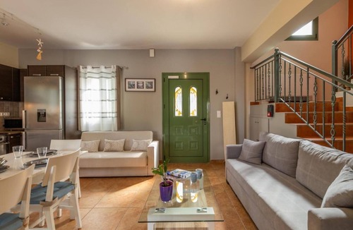 Makriotika Villa | Villa 'Andreas' with Sea View, Wi-Fi and Air Conditioning