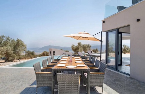 Kavallos Villa | Villa Andria - Five Bedroom Villa, Sleeps 10