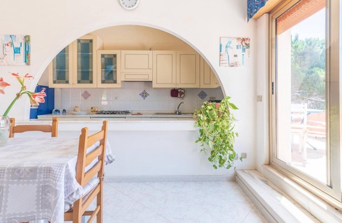 Fondo Morte Villa | 'Villa Angela' 50 meters from the Beach with Terrace & Wi-Fi