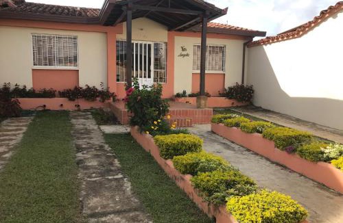 Zapatoca Villa | Villa Angela