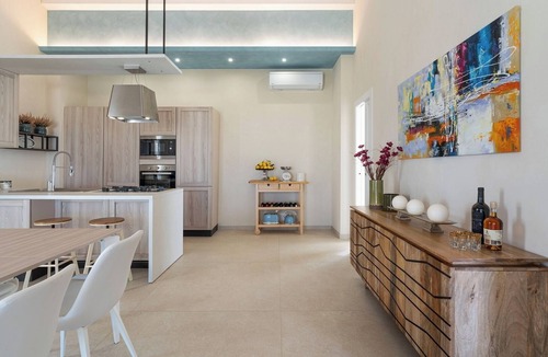 Rosolini Villa | Villa Angelo - Elegant private villa with pool