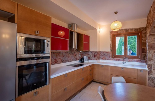 Malevizi Villa | Villa Angels - Five Bedroom Villa, Sleeps 10