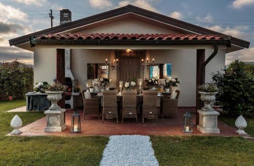Vicopelago Villa | Villa Annalisa