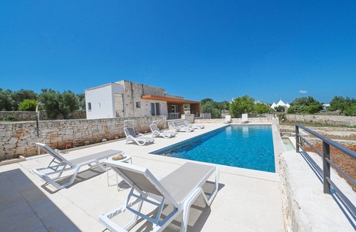 Ostuni Villa | Villa 'Antares Con Piscina' with Private Pool, Wi-Fi and Air Conditioning