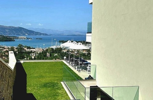Danilia Villa | Villa Antonis