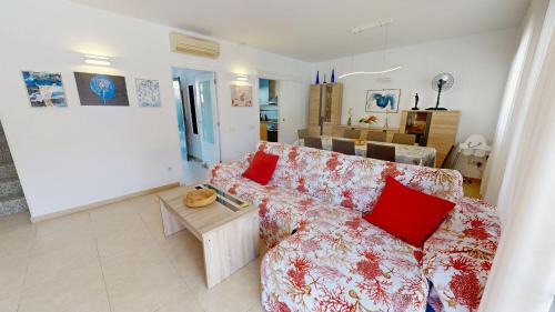 L'Ampolla Villa | Villa Arenal