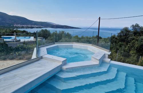 Melissopetra Villa | Villa Arian mit tollem Meeresblick und Luxusausstattung in Gialasi