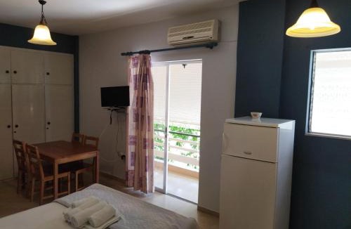 Longos Apartment | Villa Artemida