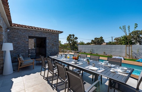 Lecci House | Villa Asphodede - Five Bedroom House, Sleeps 10