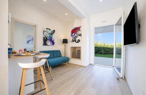 Roca Vecchia Apartment | Villa Assunta With Pool Near The Sea - Happy Rentals