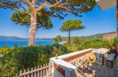 Verghia Villa | Villa "Aster" with Sea View, Wi-Fi, and Air Conditioning