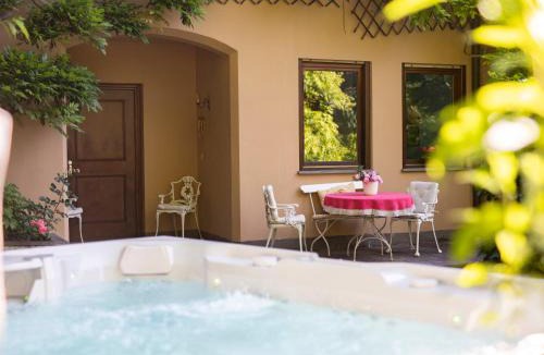 Caldaro Sulla Strada del Vino Villa | Villa Atelier Baron Killi