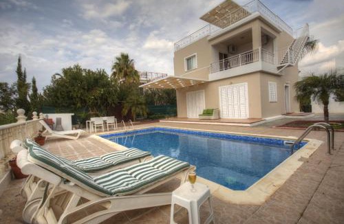 Chlorakas Villa | Villa Athina