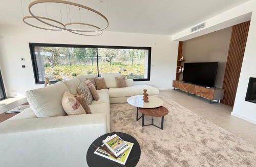 Tourrettes House | Villa Augusta