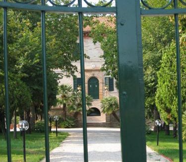 Porto Sant'Elpidio Apartment | VILLA AUGUSTA