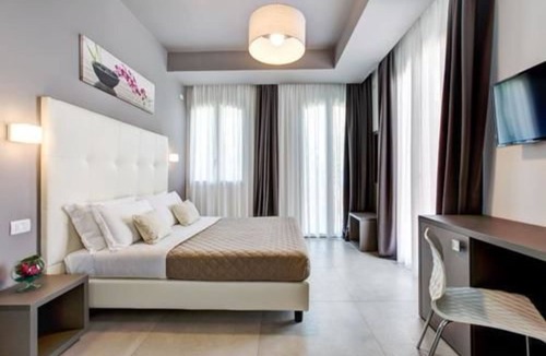Marina Centro Hotel | Villa Augustea