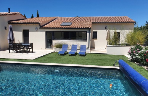 Serviers-et-Labaume House | Villa Avec Piscine en Pays D'uzès - Pont du Gard