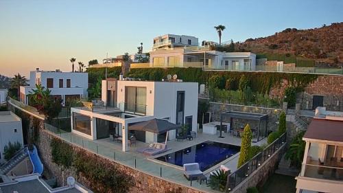 Kadıkale Villa | Villa Aylinda with private heated Pool