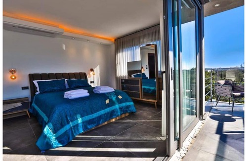 Muratpasa Villa | Villa Ayuda Luxury 3 Bed Spa Retreat