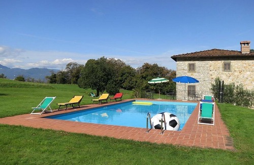 Coreglia Antelminelli Villa | Villa Azelea, stunning mountain location, large private pool with shallow end.
