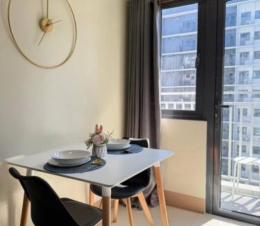 Barangay 76 Apartment | Villa Azora Staycation MOA