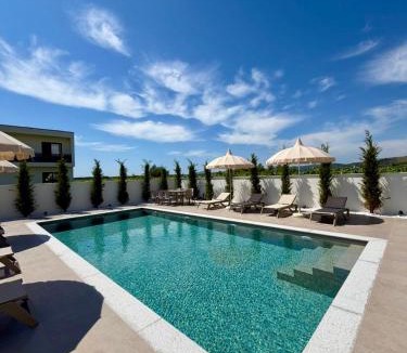 Ishem Villa | Villa Azur