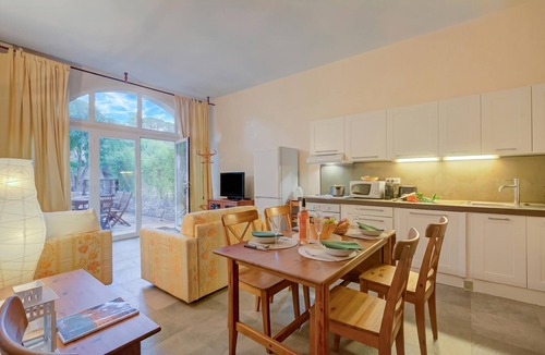 Cote d'Azur- French Riviera Apartment | Villa Azzurra Front Beach - Pool, Gassin, France