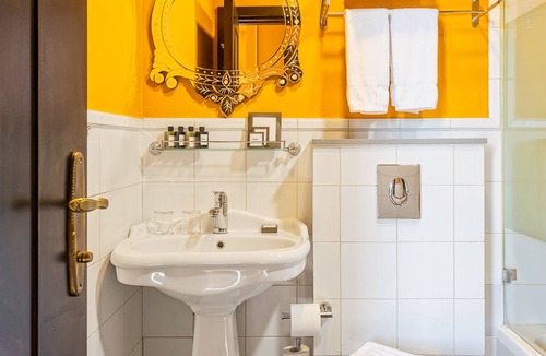 Emek Refaim Hotel | Villa Ba'Moshava - a Member of Brown Hotels