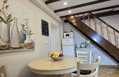 Petaleia Villa | Villa Bacchus