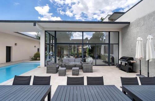 Bergerac House | Villa Bagatelle