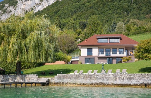 Veyrier-du-Lac Villa | Villa Bagatelle 5 stars Vision Luxe 10 people 5 bedrooms Annecy