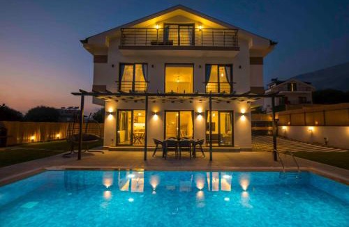 Oludeniz Villa | Villa Bahar 2 Triplex Luxury New Villa in Fethiye Oludeniz!