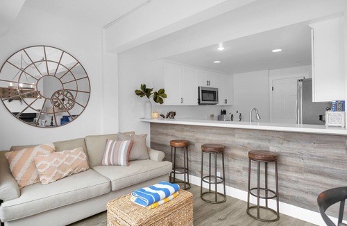Avalon Condo | Villa Bahia Penthouse Harbor View B45 and Golfcart