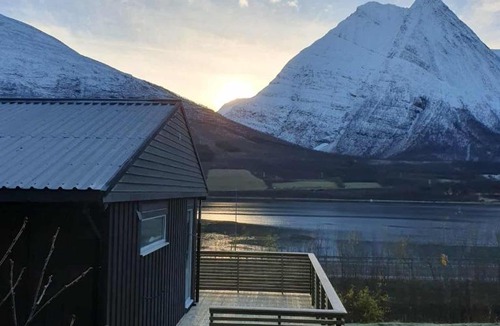 Balsfjord House | Villa Balsfjord Fjord & Mountain view