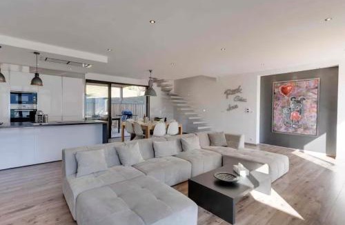 Lathuile Villa | Villa Bamboo